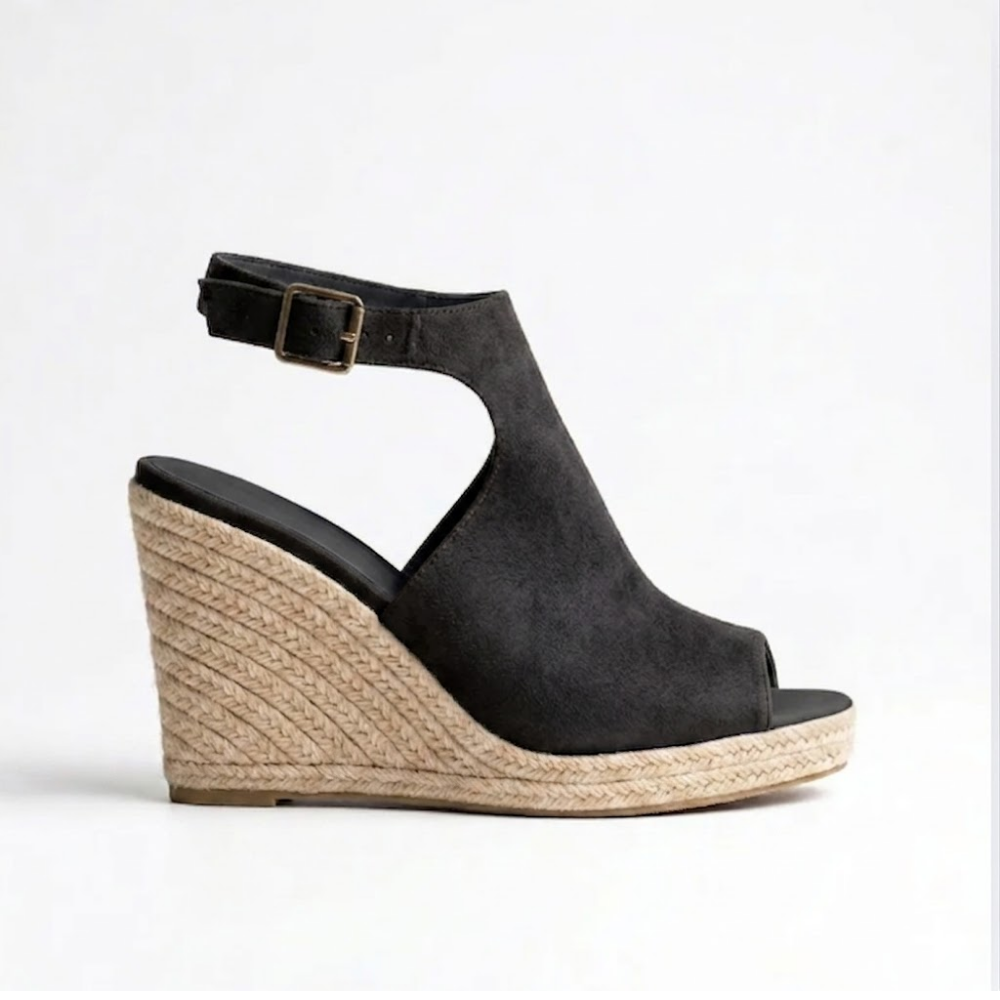 Comfy & Stylish Summer Wedge Sandals